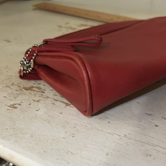 Vintage Coach red leather cosmetics case makeup - Picture 7 of 10